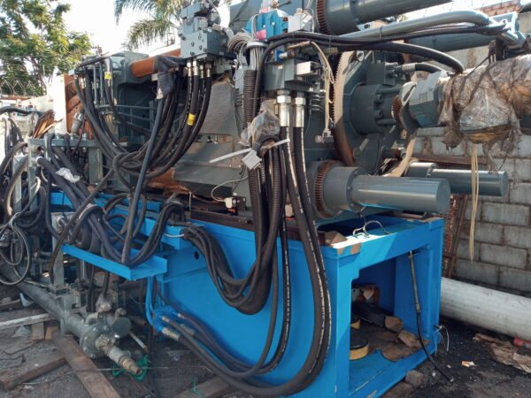 Máquina Injetora PET Petline Netstal 3500/6600 R128 - Image 3